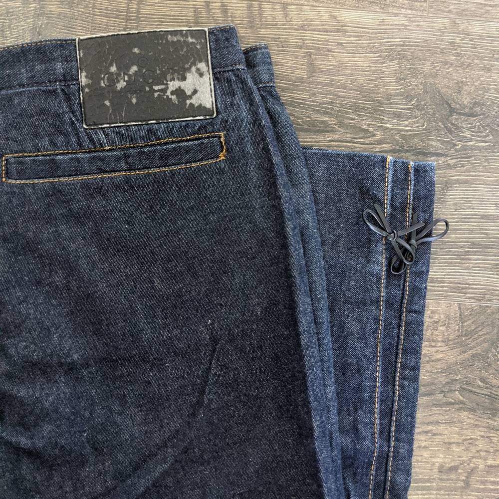 Zamasport for Gucci Dark Wash Tapered Mid-rise Jeans With Bow Detail - Picture 2 of 7